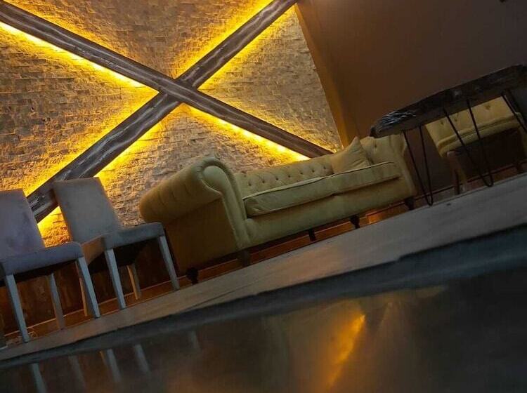 Otel Bostanci