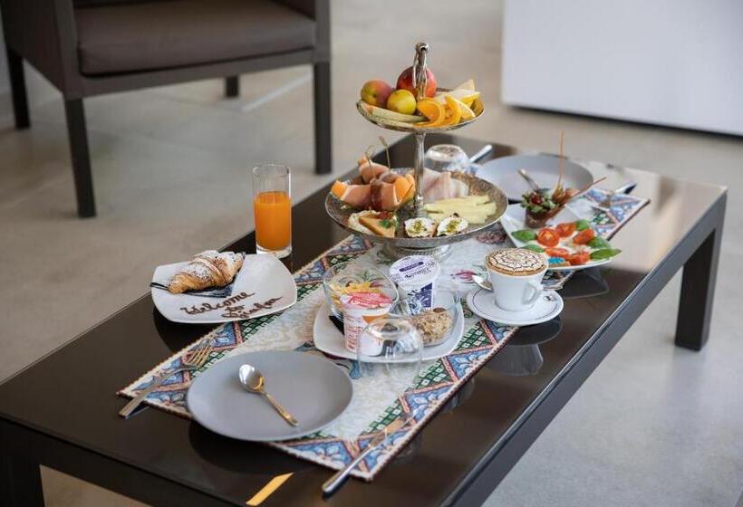 پانسیون Giafra Luxury Rooms