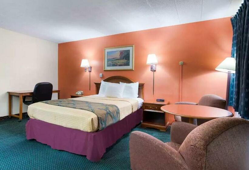 فندق Royal Inn Clearfield