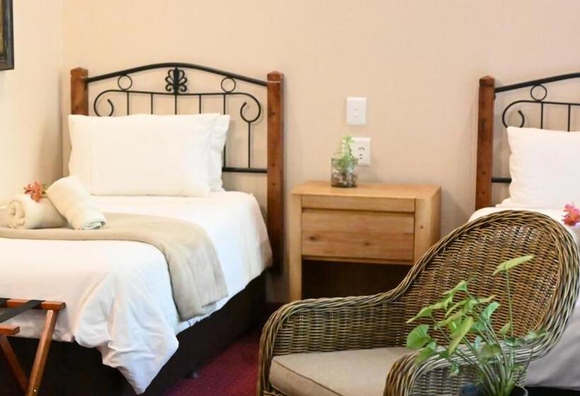 פנסיון Luxury Family En Suite @ 4 Star Guest House