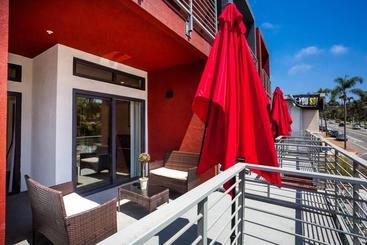 هاستل Cute Studio With Large Balcony And Great Park View
