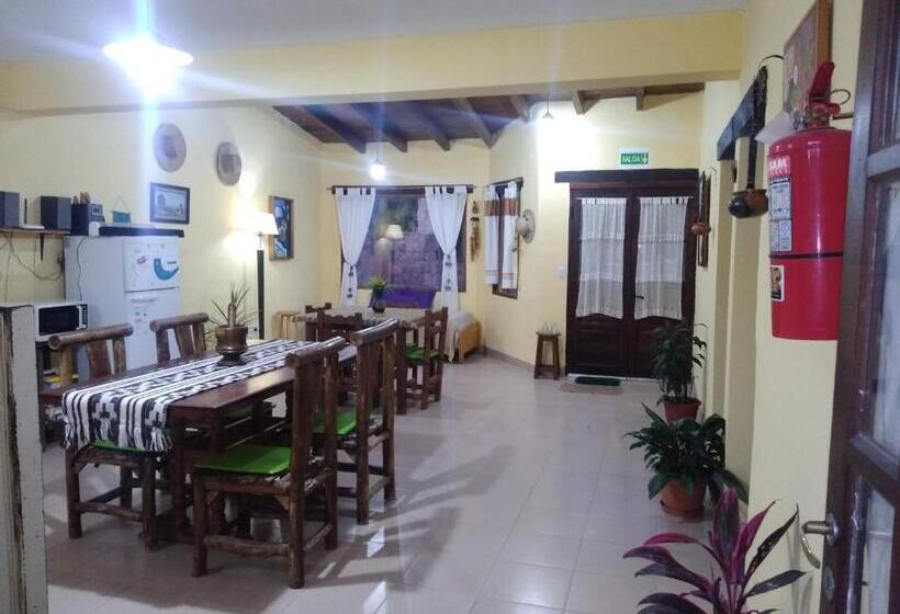 فندق صغير La Casa De La Abuela Tilcara