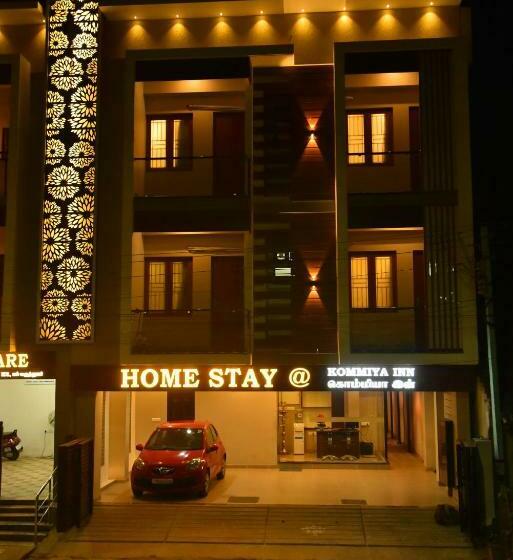 فندق Home Stay @ Kommiya Inn