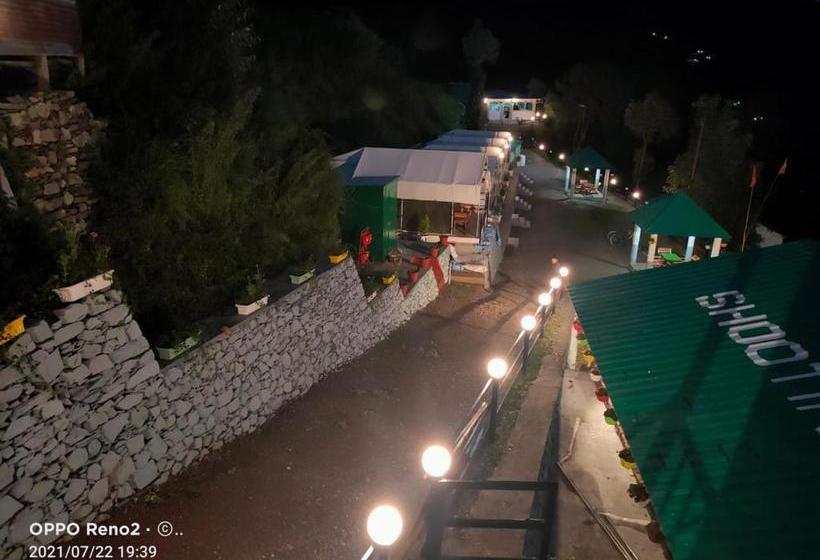 فندق Huts And Hats Resort