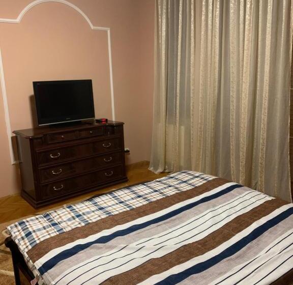 پانسیون Relax And Pool Apartments Novi Sad