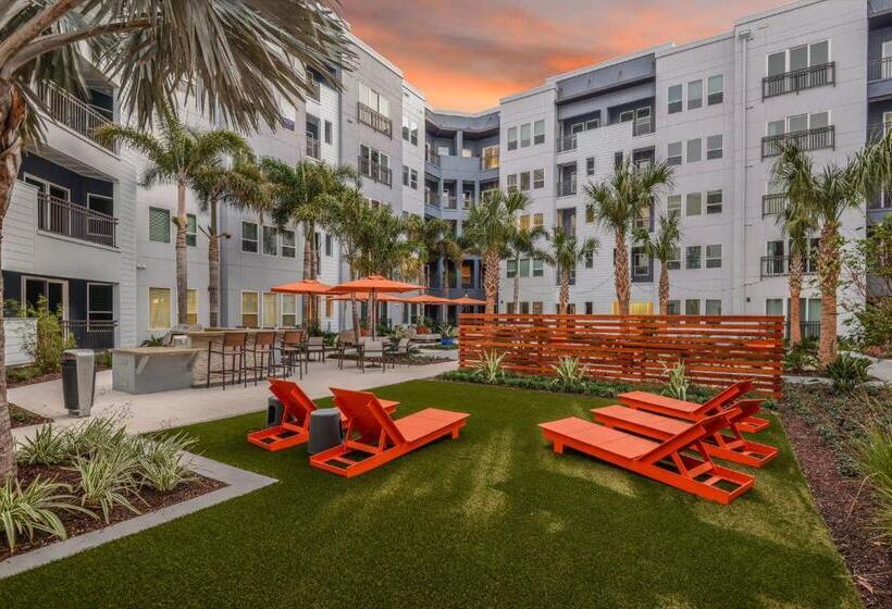 Apart Hotel Near Dodgers Stadium