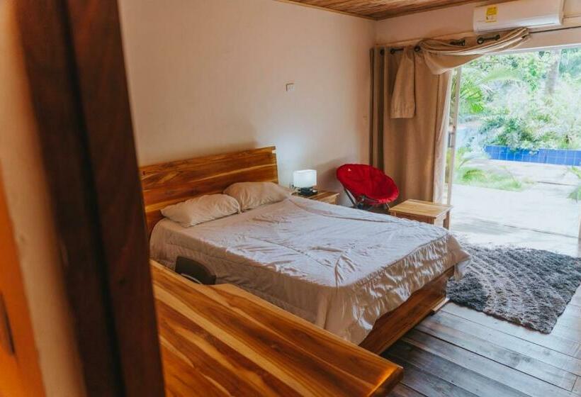 هاستل Hostal Hilltop Palomino