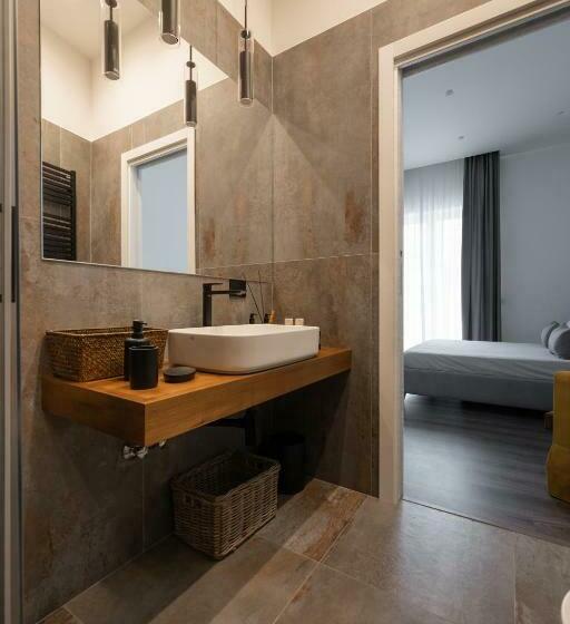 تختخواب و صبحانه Harmony Luxury Rooms