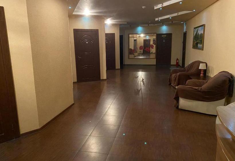 Hôtel гостинний маєток