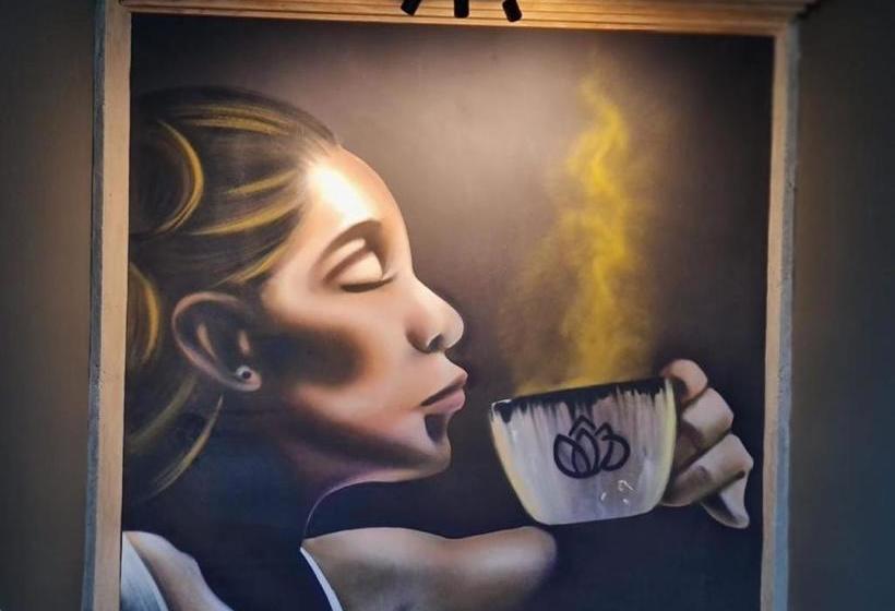 هتل Bourbon Hostal