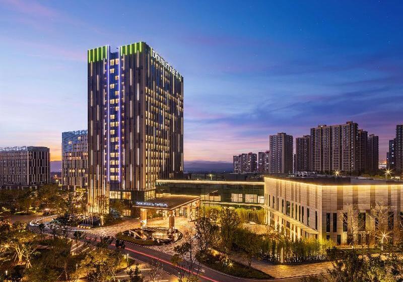 בית מלון כפרי Doubletree By Hilton Kunming Airport