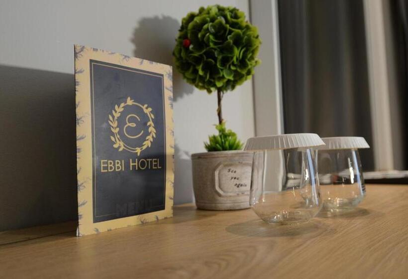 هتل Ebbi