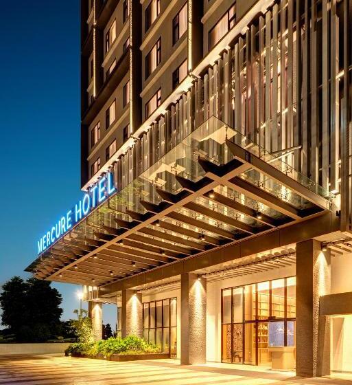هتل Mercure Kuala Lumpur Glenmarie