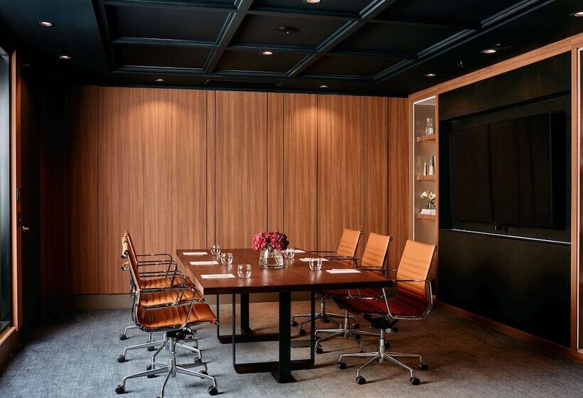 בית מלון כפרי Mercure Melbourne Doncaster
