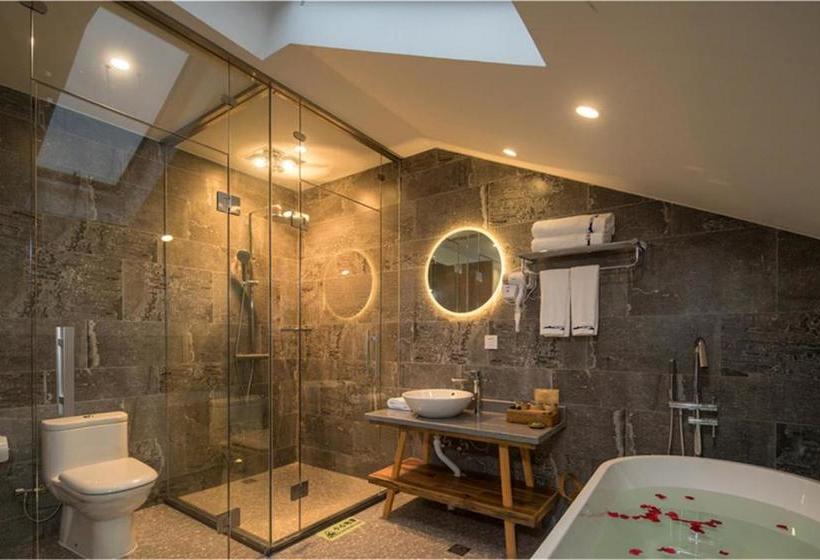 ホテル Moganshan Stonegarden Hostel