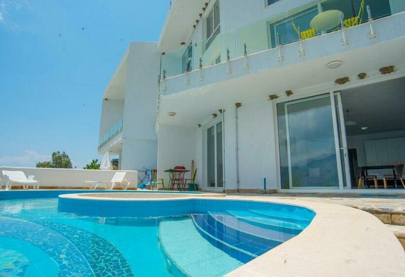 فندق Stone Beach By Atlantid Hospitality