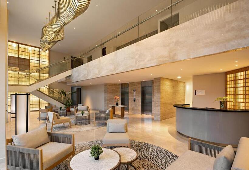 Kawana Golf Residence