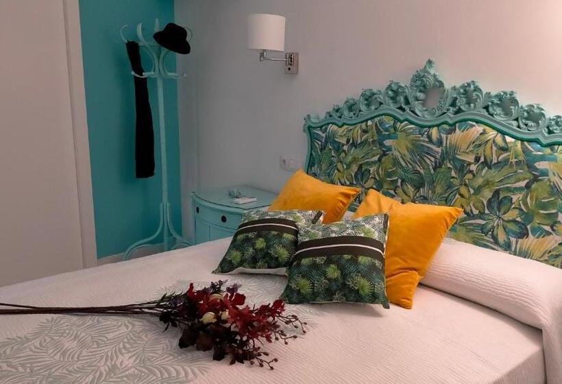 بنسيون Blaucel Cafè I Habitacions