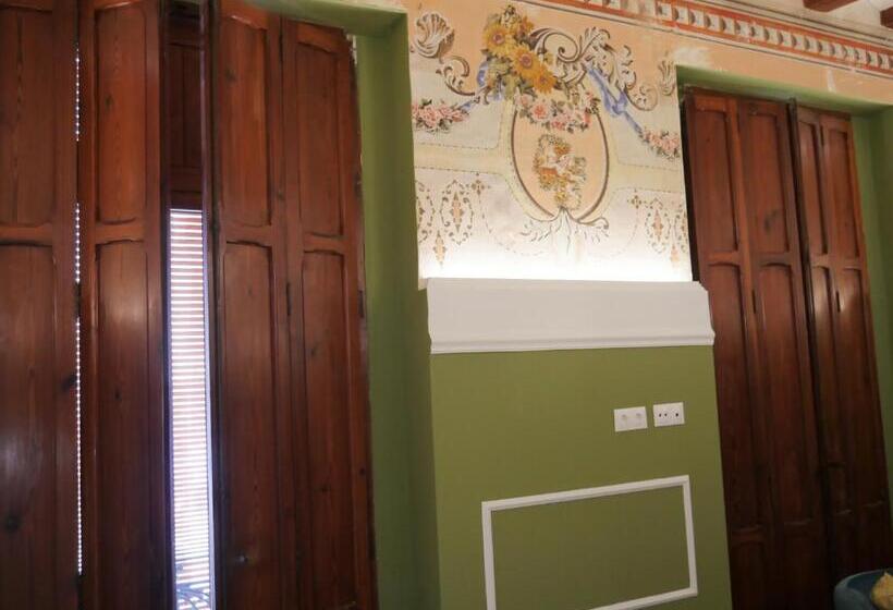 بنسيون Blaucel Cafè I Habitacions