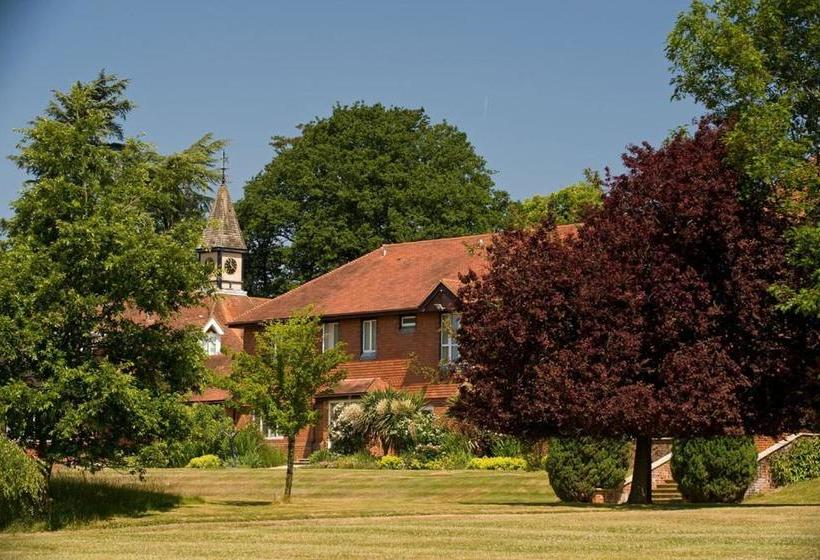 ホテル Roffey Park Institute