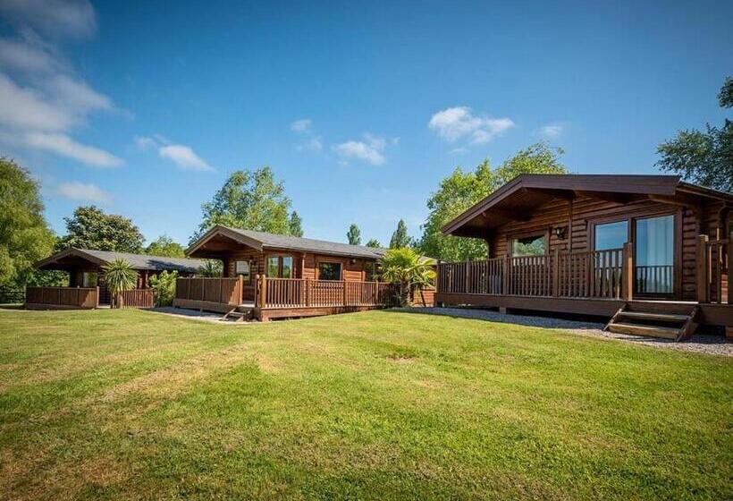 אתר נופש Fingle Glen Lodges