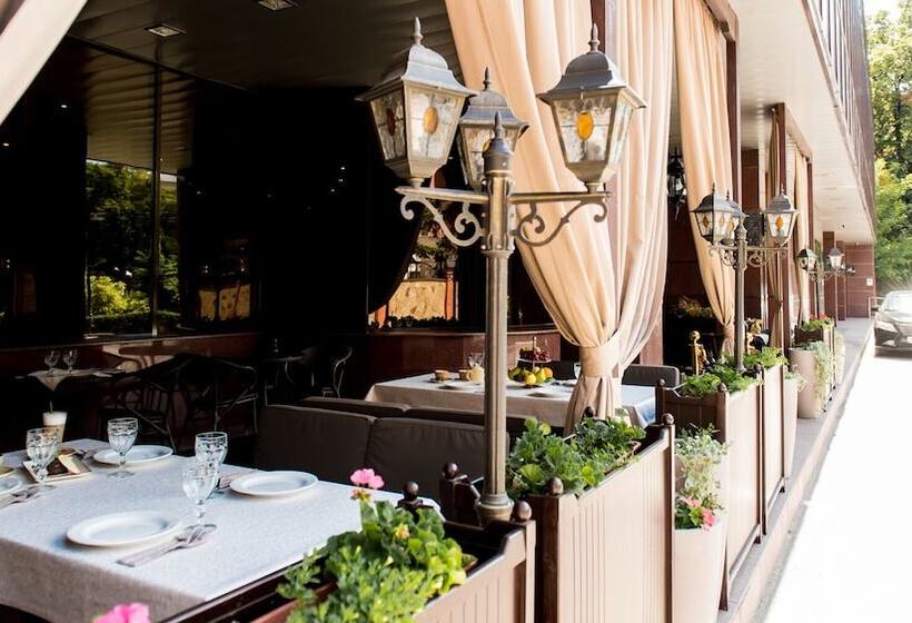 Congress Hotel Forum