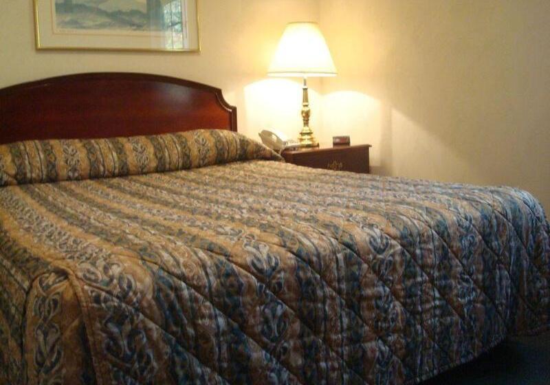Отель Affordable Suites Greenville