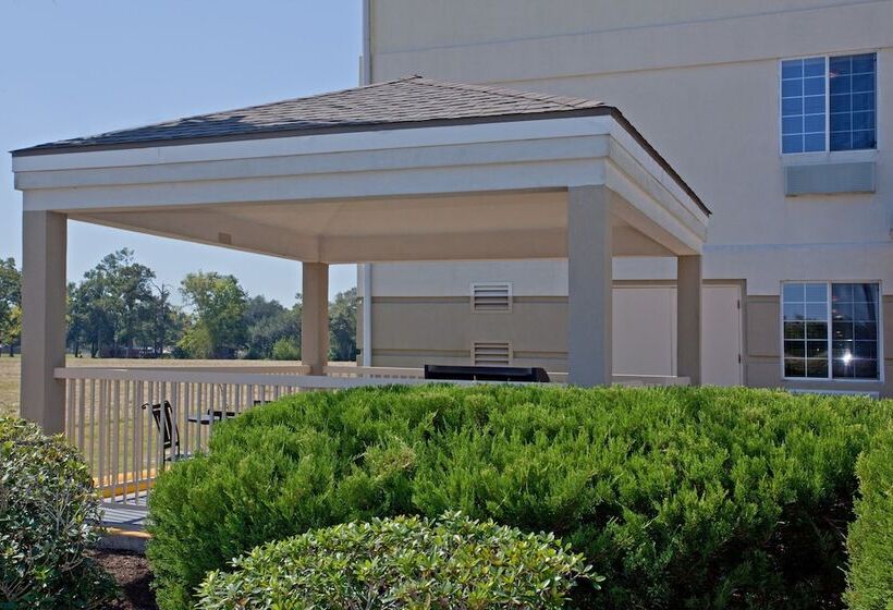 호텔 Candlewood Suites Beaumont, An Ihg