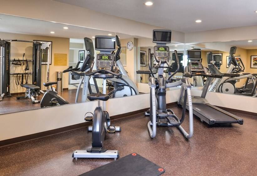 호텔 Candlewood Suites Beaumont, An Ihg