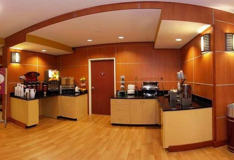 فندق Comfort Suites Panama City Near Tyndall Afb