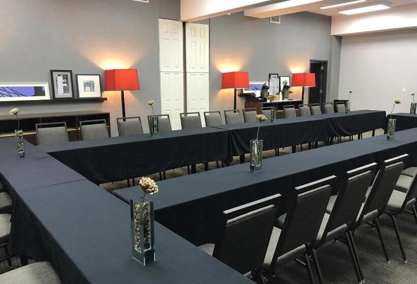 Отель Country Inn & Suites by Radisson, Austin North Pflugerville, TX