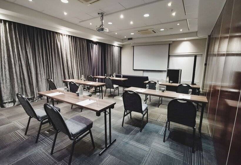 호텔 Doubletree By Hilton Cape Town Upper Eastside