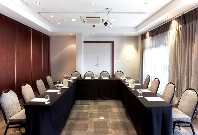 호텔 Doubletree By Hilton Cape Town Upper Eastside