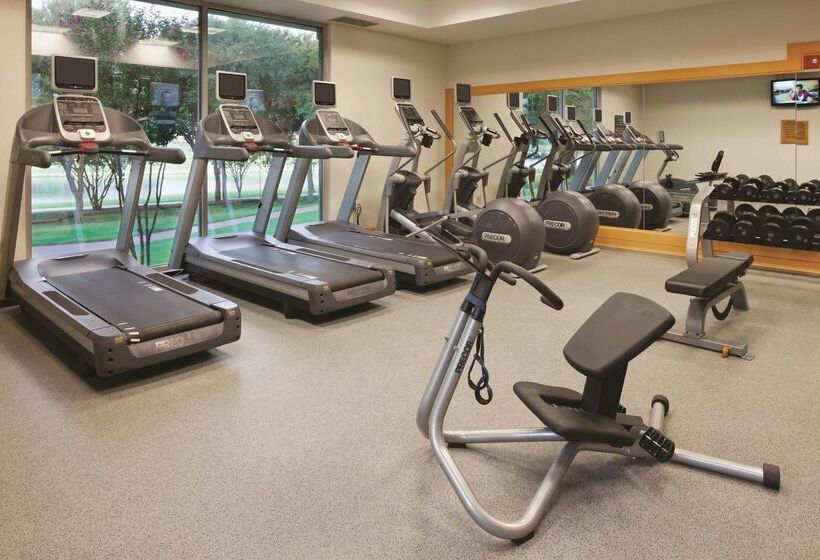 בית מלון כפרי Doubletree By Hilton Dallas   Farmers Branch