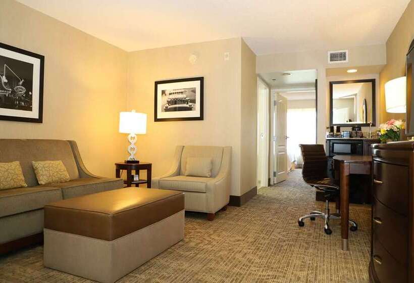 בית מלון כפרי Embassy Suites By Hilton Nashville At Vanderbilt