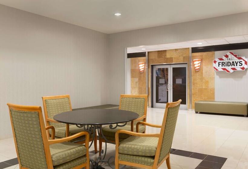 هتل Embassy Suites By Hilton Newark Wilmington South