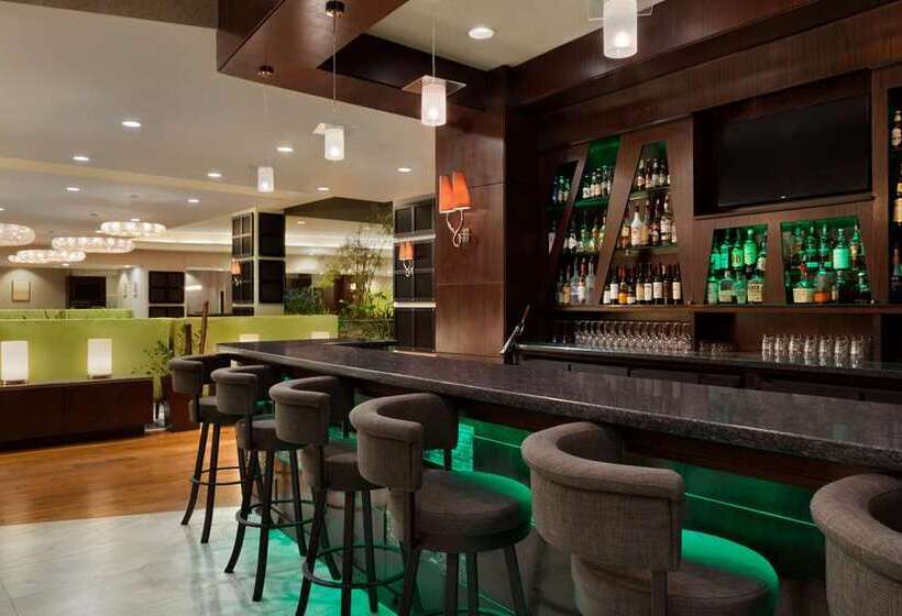 فندق Embassy Suites Los Angeles Glendale