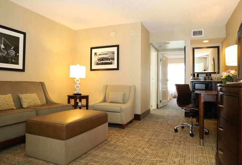 בית מלון כפרי Embassy Suites By Hilton Nashville At Vanderbilt