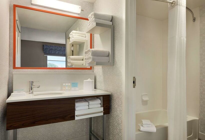 فندق Hampton Inn & Suites Frederick Fort Detrick