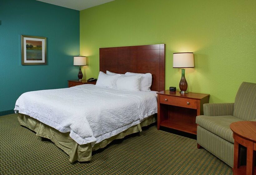 فندق Hampton Inn Bermuda Run
