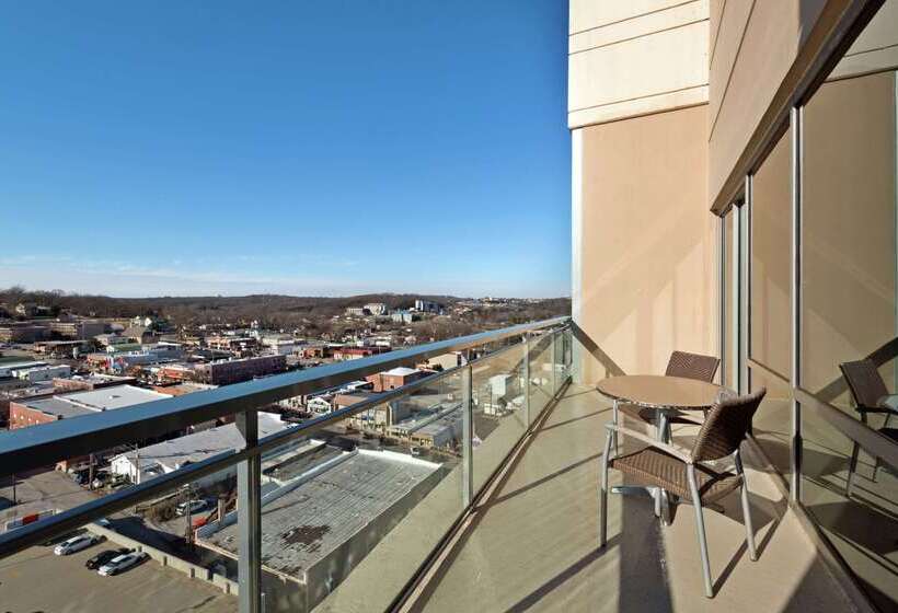 هتل Hilton Branson Convention Center