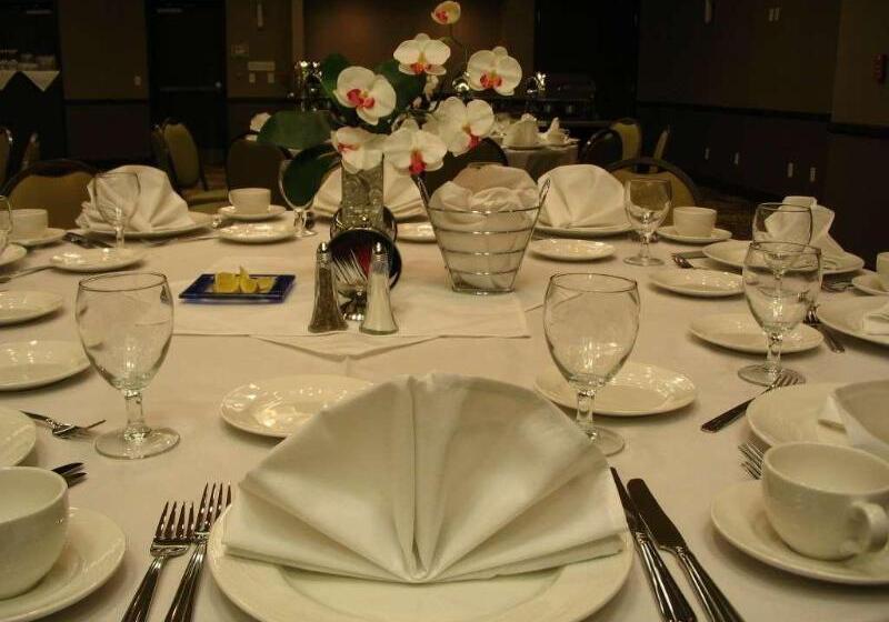 هتل Hilton Garden Inn Houstonpearland