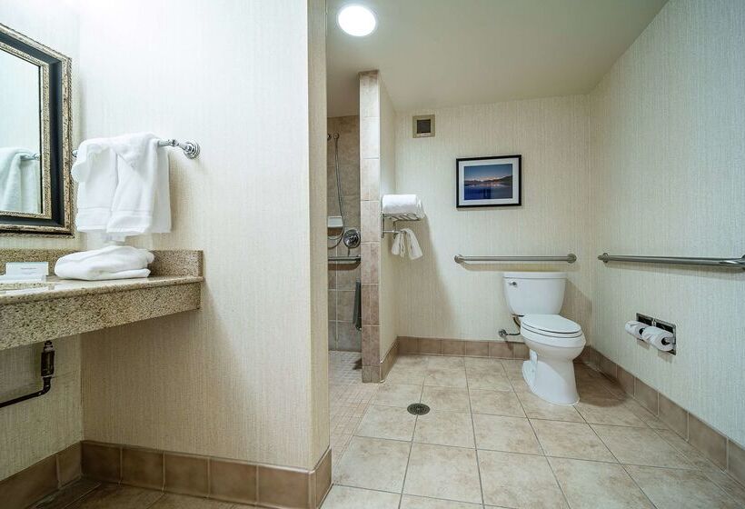 בית מלון כפרי Hilton Garden Inn Kalispell