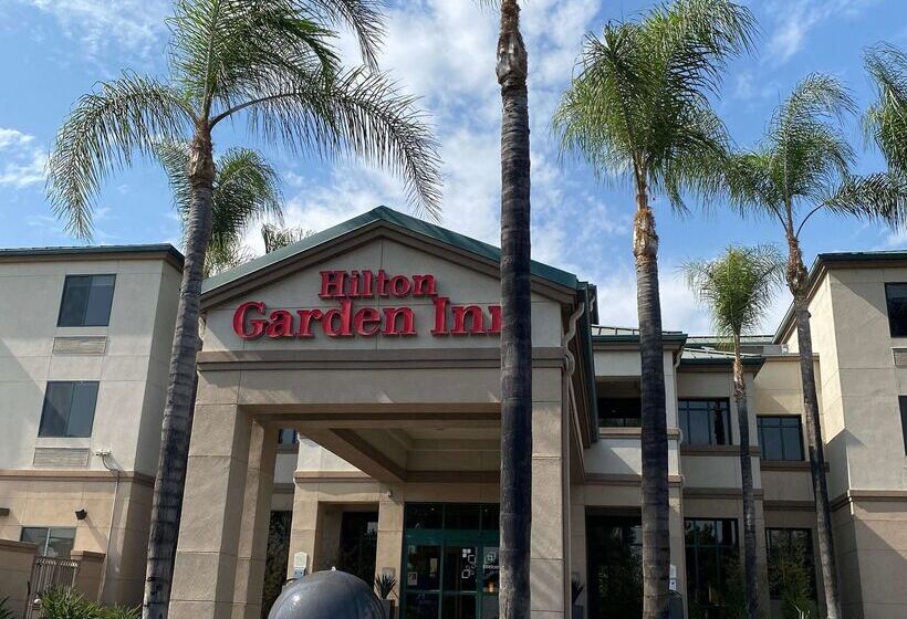 בית מלון כפרי Hilton Garden Inn Los Angeles Montebello