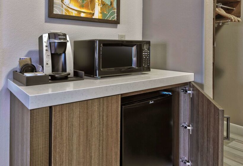 ホテル Hilton Garden Inn Minneapolis   Maple Grove