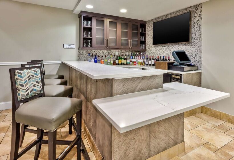 ホテル Hilton Garden Inn Minneapolis   Maple Grove