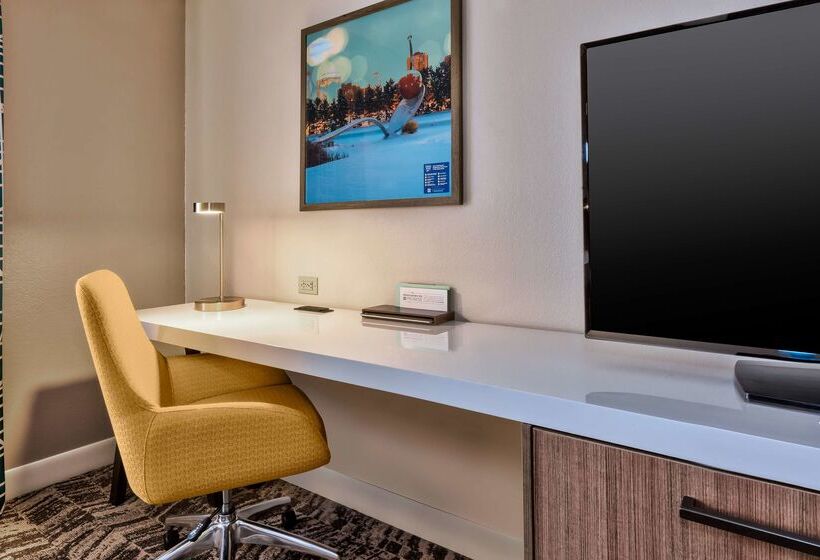 ホテル Hilton Garden Inn Minneapolis   Maple Grove