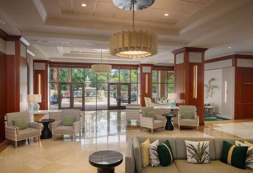 فندق Hilton St. Petersburg Carillon Park