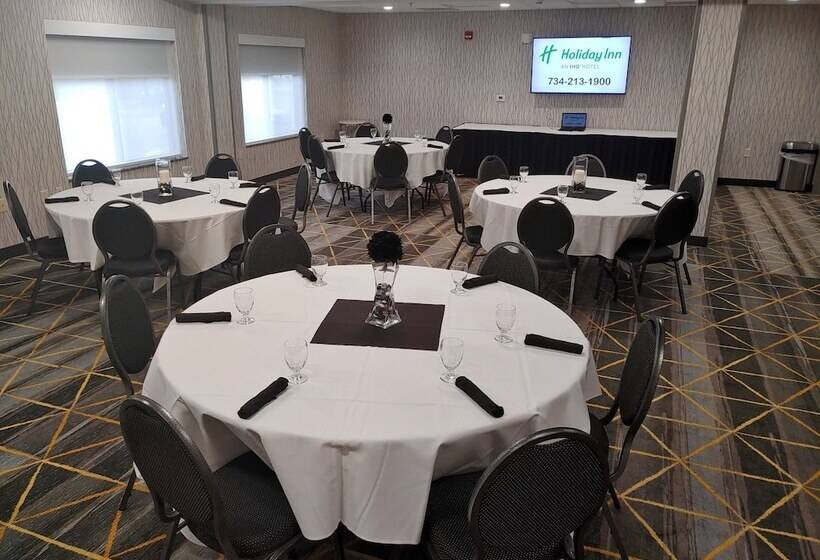 هتل Holiday Inn & Suites Ann Arbor Univ Michigan Area By Ihg