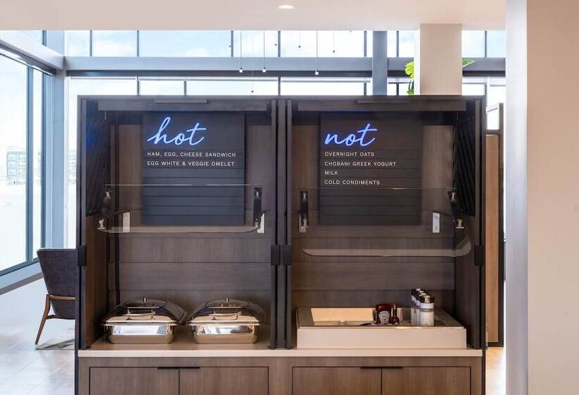 ホテル Atwell Suites Austin Airport, An Ihg